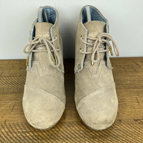 TOMS Boots Womens 9 Tan Suede‎ Desert Wedge Ankle Booties Lace Up Casual Shoes - Picture 4 of 12